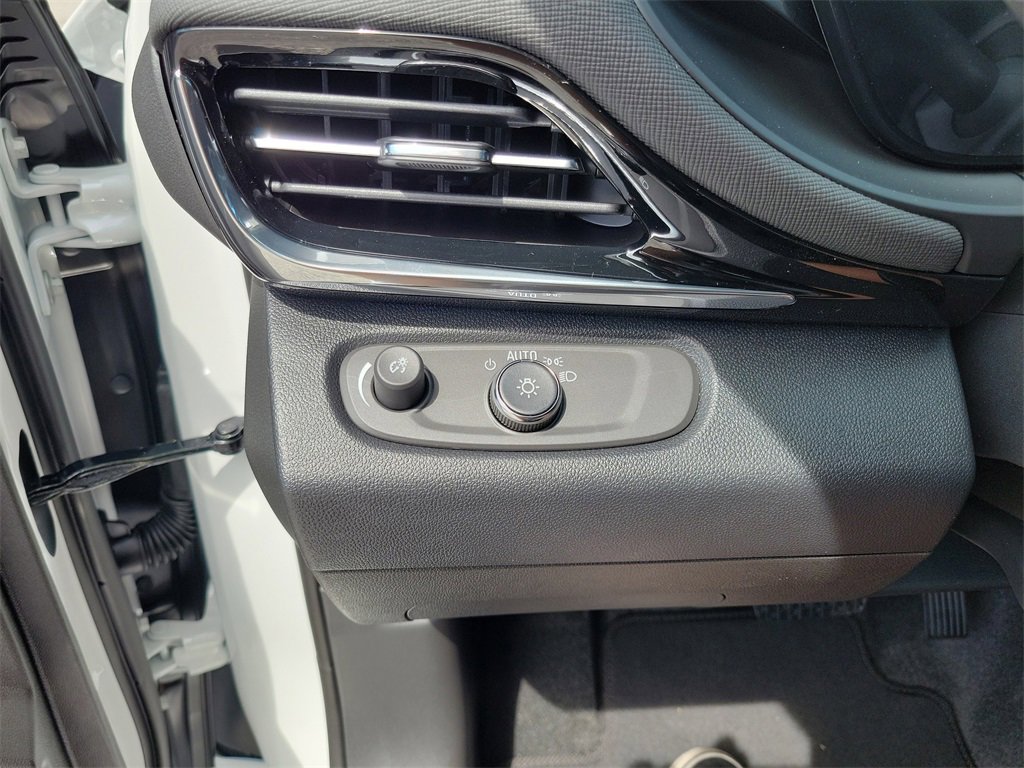 New 2025 Buick Envista Avenir image 14