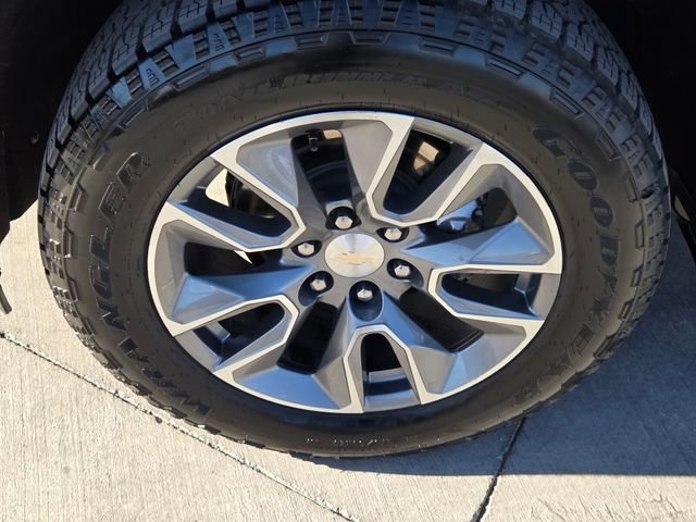 Used 2020 Chevrolet Silverado 1500 LT w/ All-Star Edition image 9