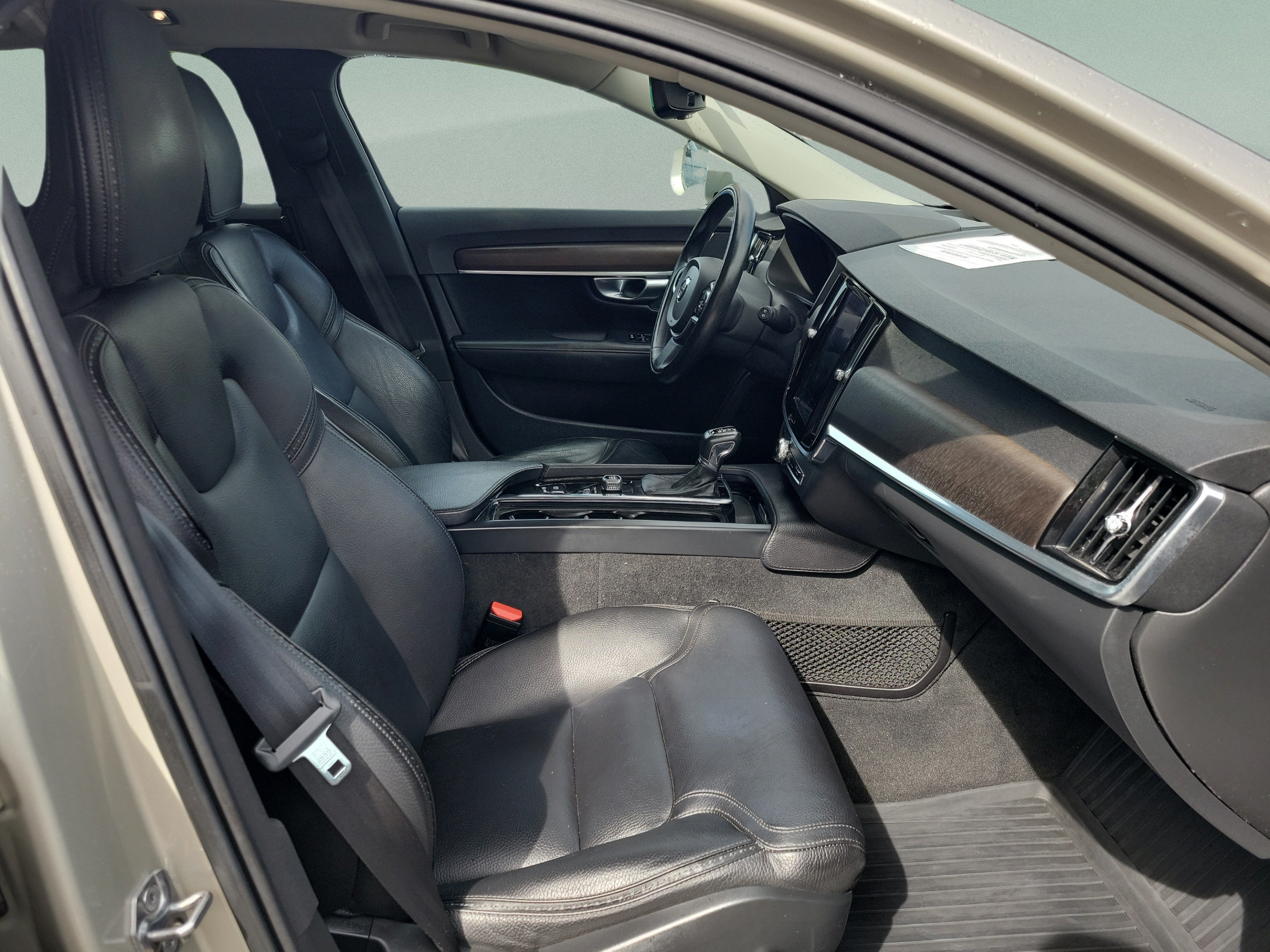 Used 2019 Volvo V90 T5 Cross Country AWD/4WD image 28