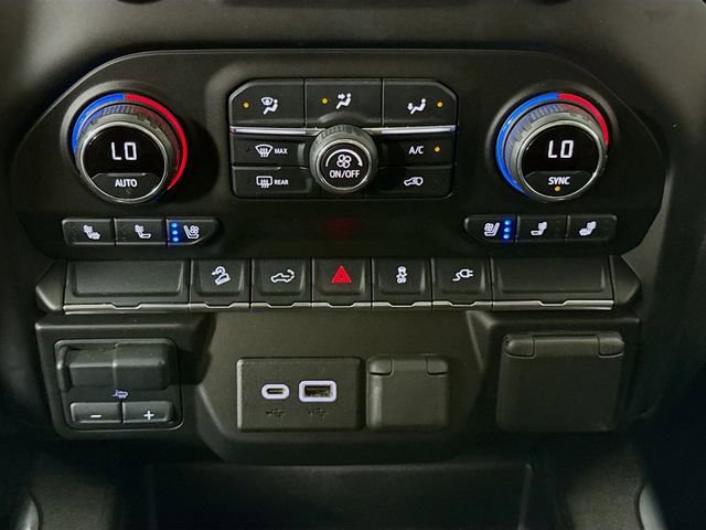 Used 2021 Chevrolet Silverado 2500 LTZ w/ LTZ Convenience Package image 17