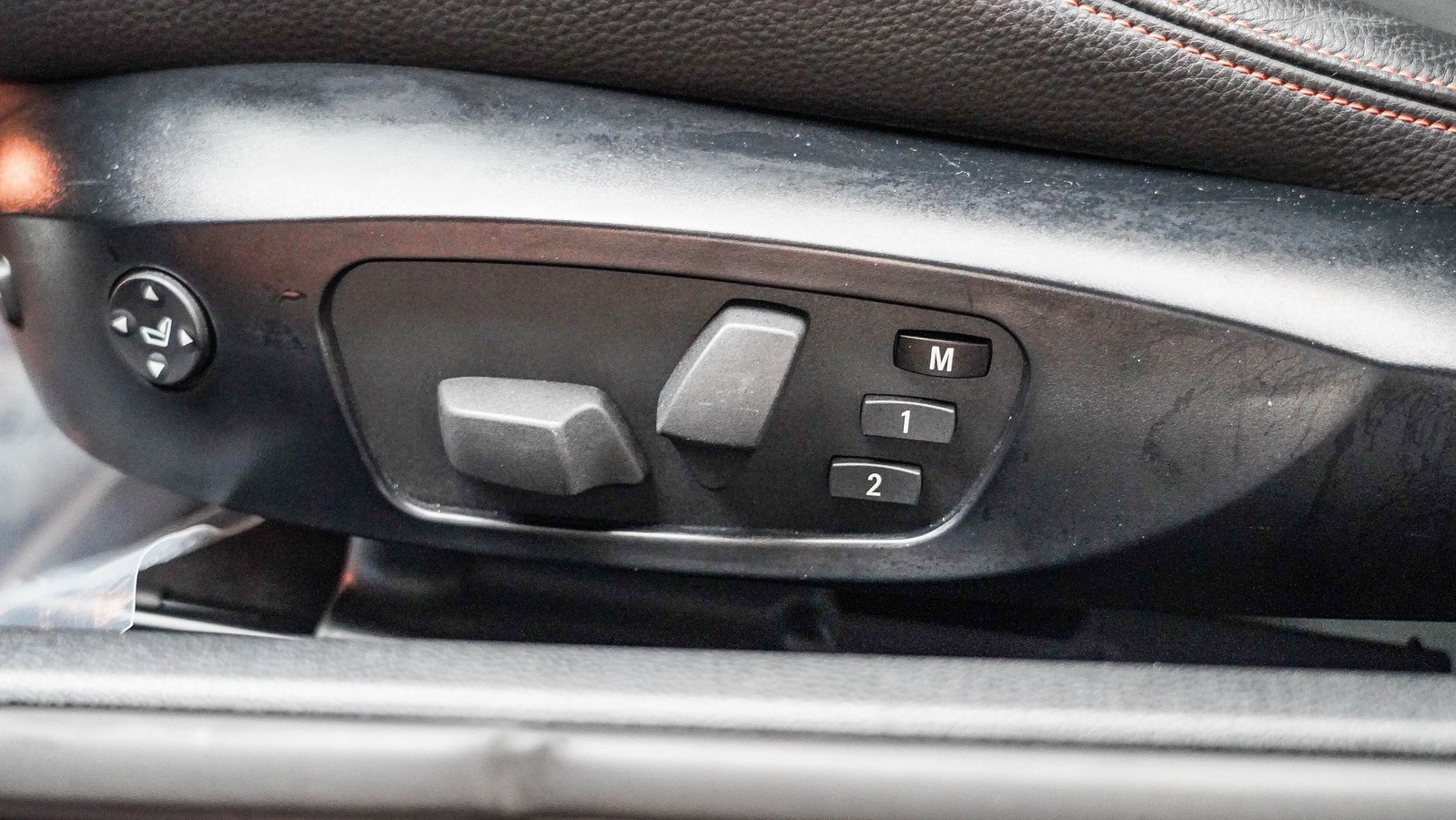 Used 2011 BMW 1 Series M image 21