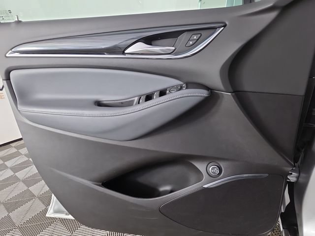 Used 2020 Buick Enclave Essence w/ Sport Touring Edition FWD image 36
