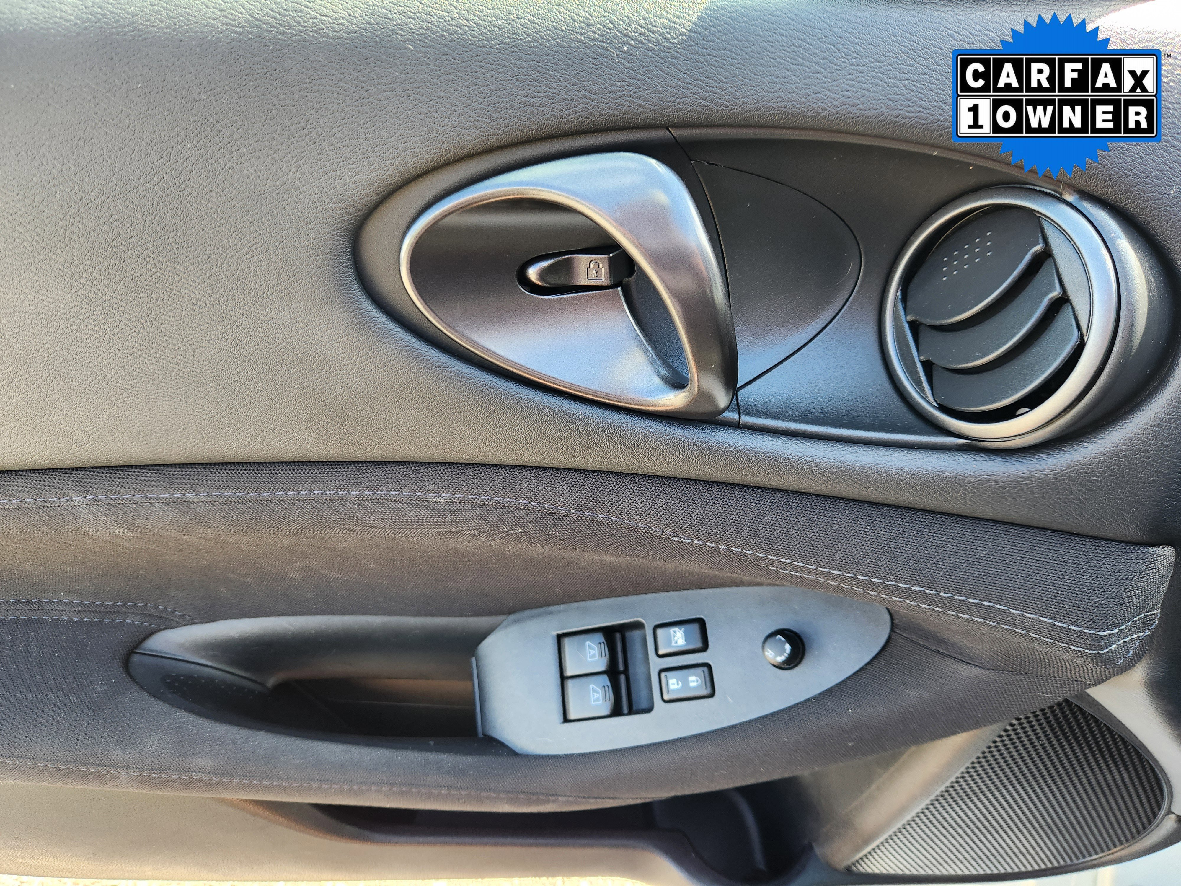 Certified 2023 Nissan Z Sport w/ Floor Mat Package image 16