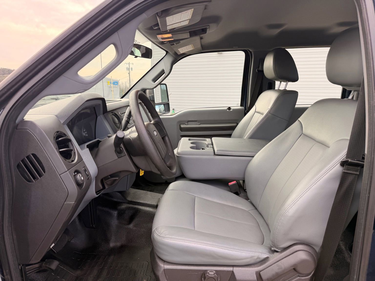 Used 2015 Ford F350 XL w/ Trailer Tow Package image 12