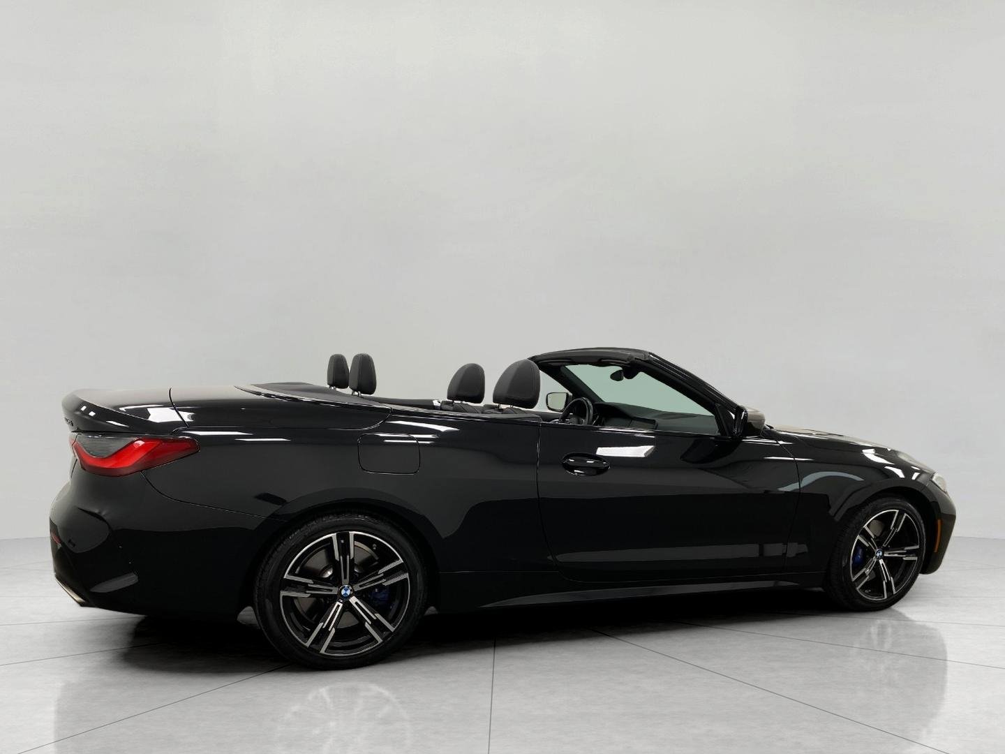 Certified 2023 BMW 440i xDrive Convertible w/ Premium Package AWD/4WD image 3