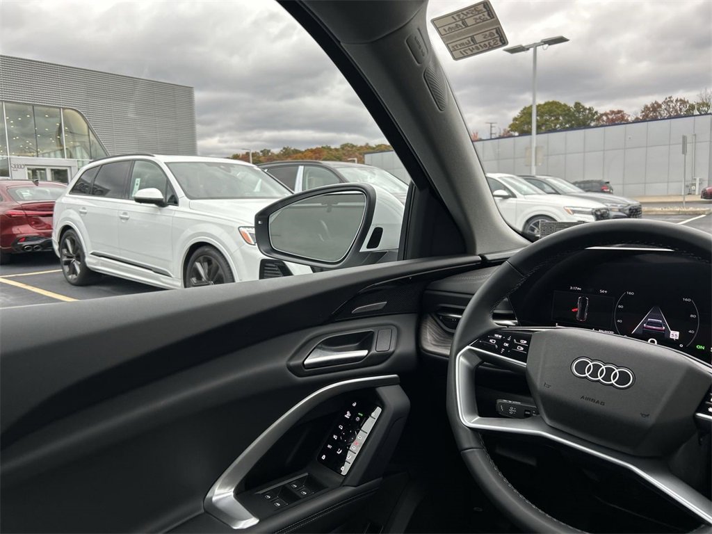 New 2025 Audi Q5 Prestige image 15