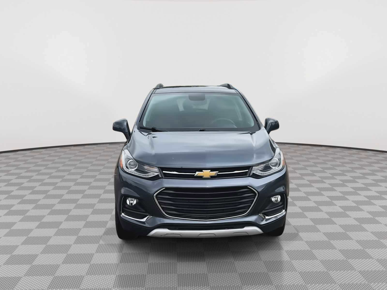Used 2021 Chevrolet Trax LT AWD/4WD image 3