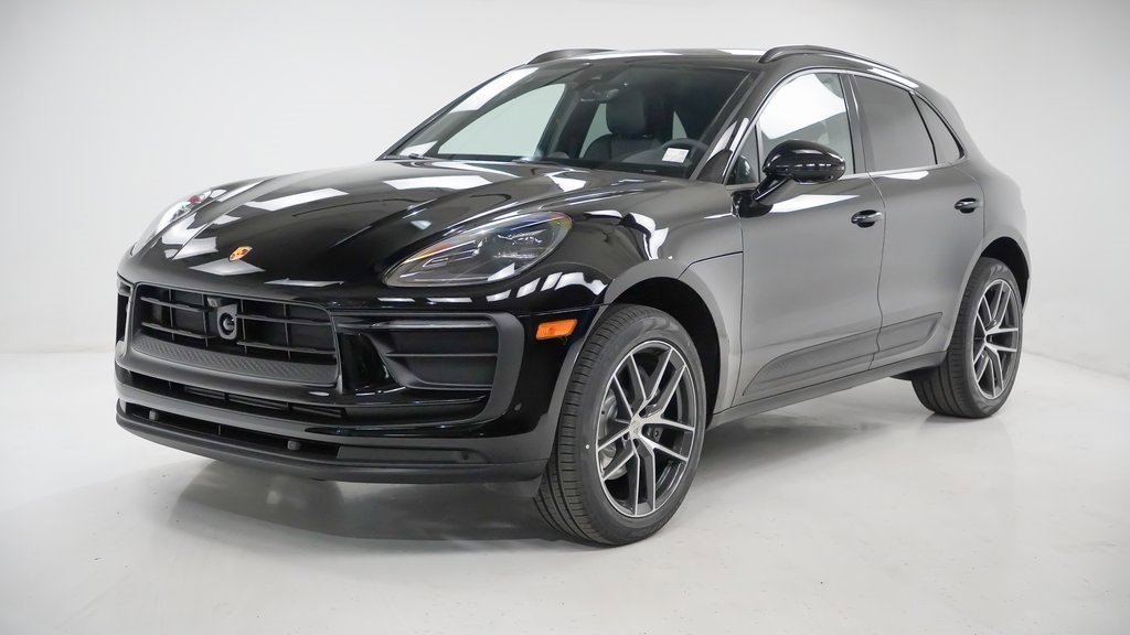 New 2026 Porsche Macan image 1