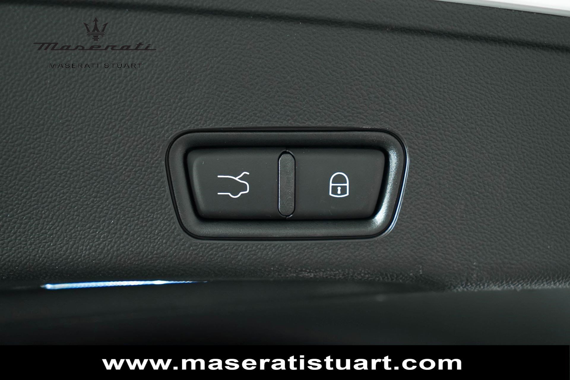 New 2025 Maserati Grecale Modena AWD/4WD image 37