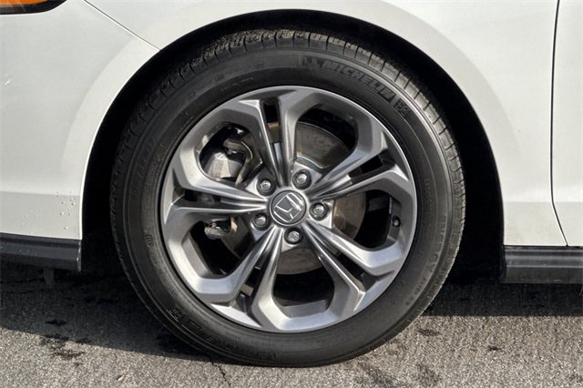 Certified 2023 Honda Accord EX image 32