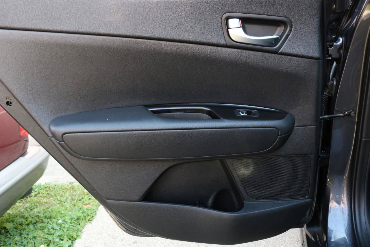 Used 2018 Kia Optima SX FWD image 35
