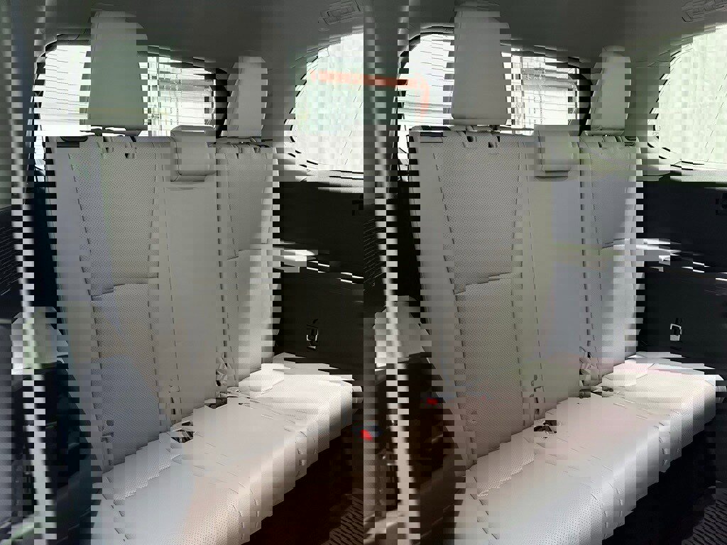 Used 2025 Toyota Grand Highlander AWD image 58