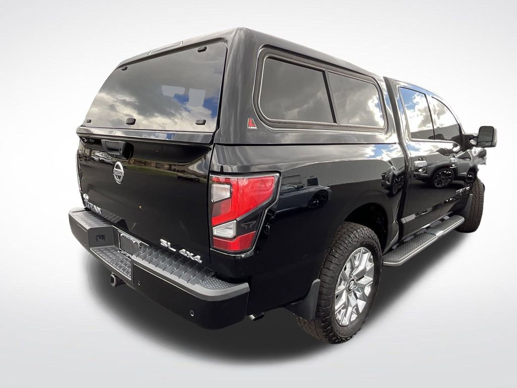 Used 2020 Nissan Titan SL w/ Moonroof Package image 14