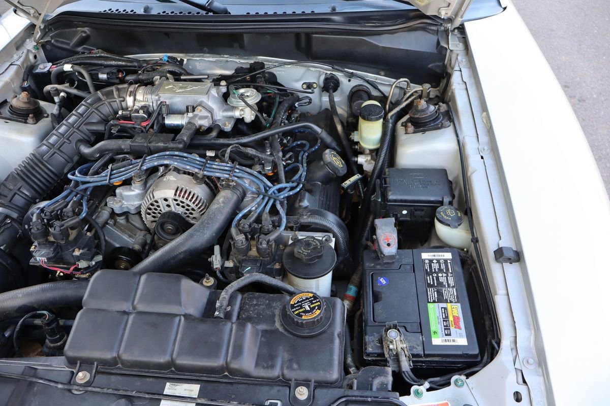 Used 1998 Ford Mustang GT image 38