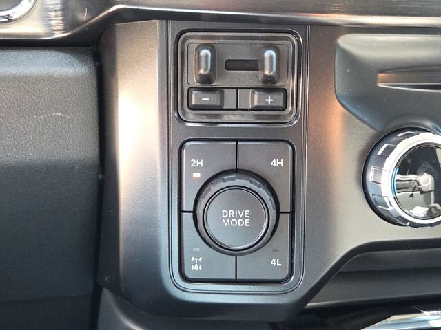 New 2026 Ford F250 Lariat w/ Black Appearance Package image 22