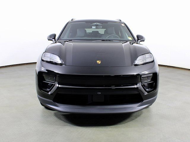 New 2026 Porsche Macan 4 Electric AWD/4WD image 10