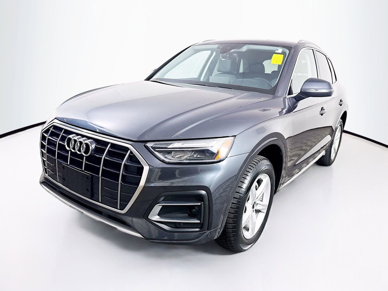 Used 2021 Audi Q5 2.0T Premium w/ Convenience Package AWD/4WD image 3