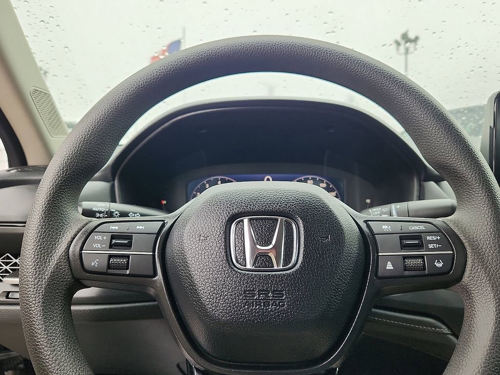 Used 2025 Honda Accord SE image 12
