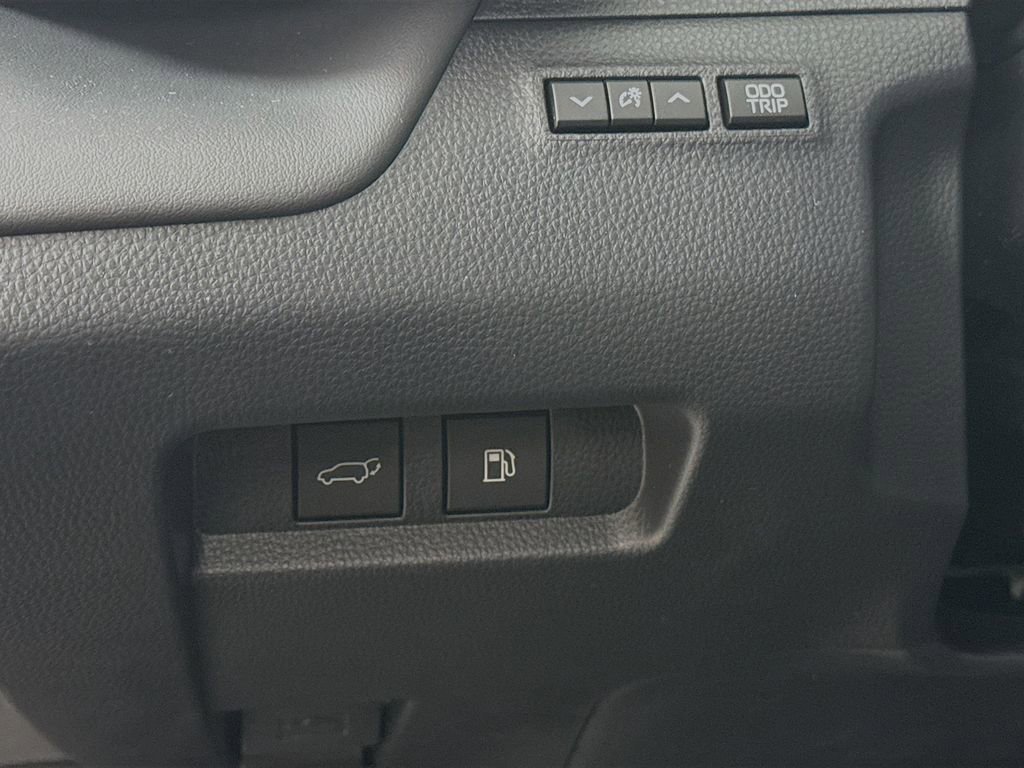 New 2026 Toyota Crown Signia AWD/4WD image 10