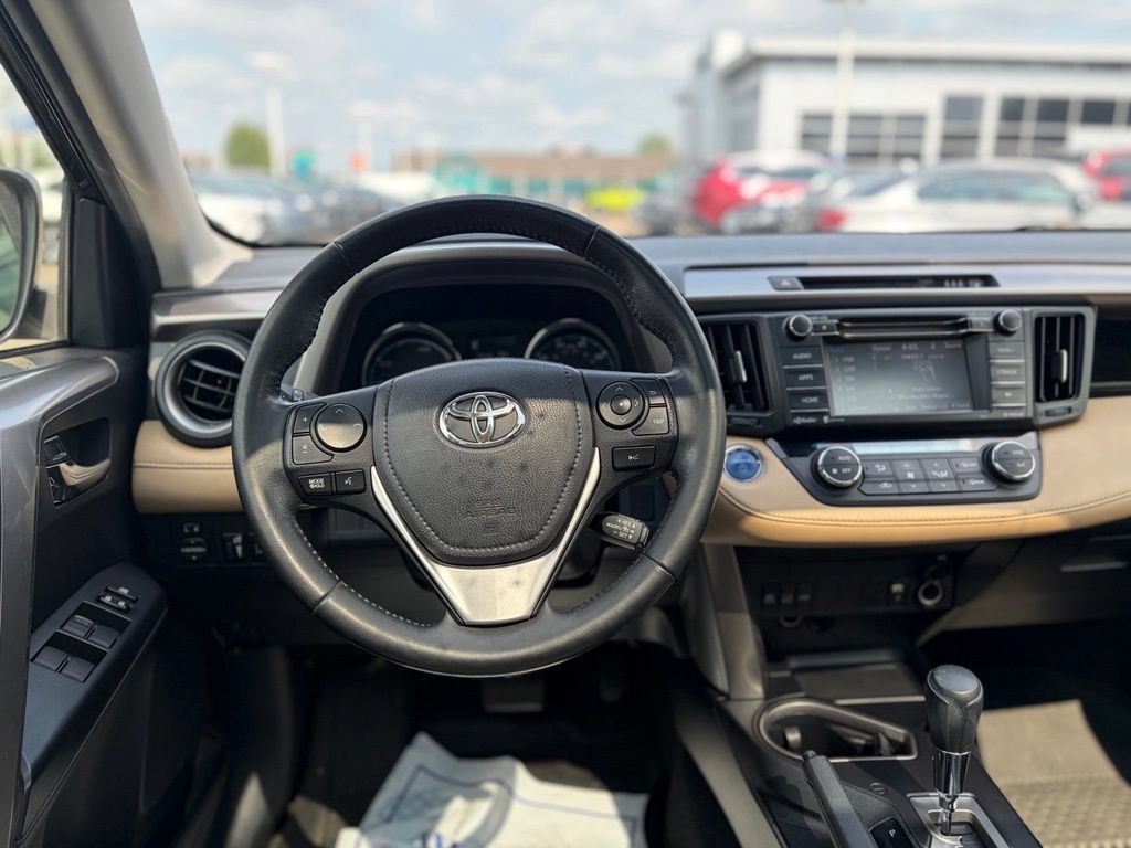 Used 2018 Toyota RAV4 XLE w/ Protection Package AWD/4WD image 21