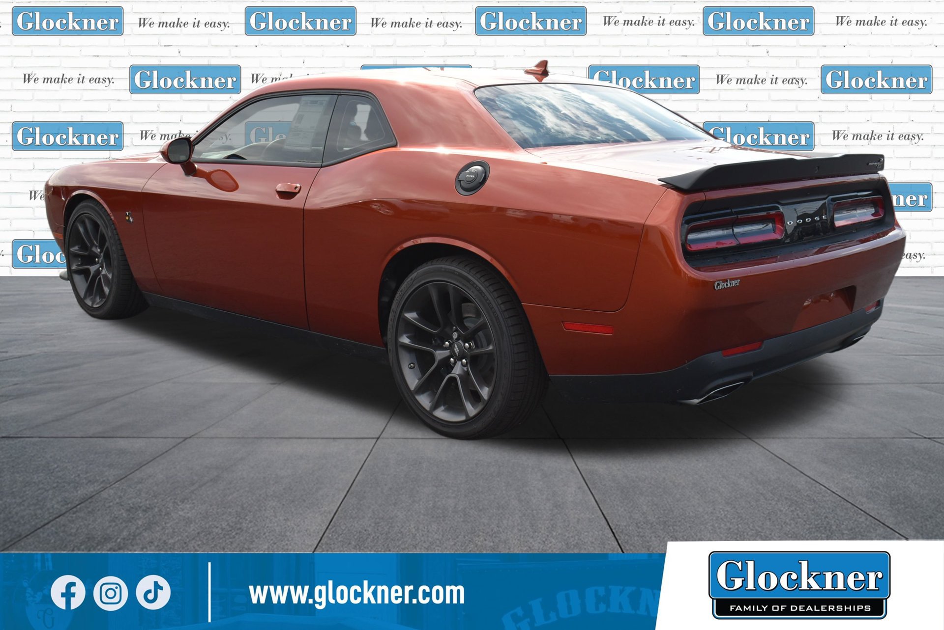 Used 2023 Dodge Challenger R/T Scat Pack w/ Plus Package RWD image 8