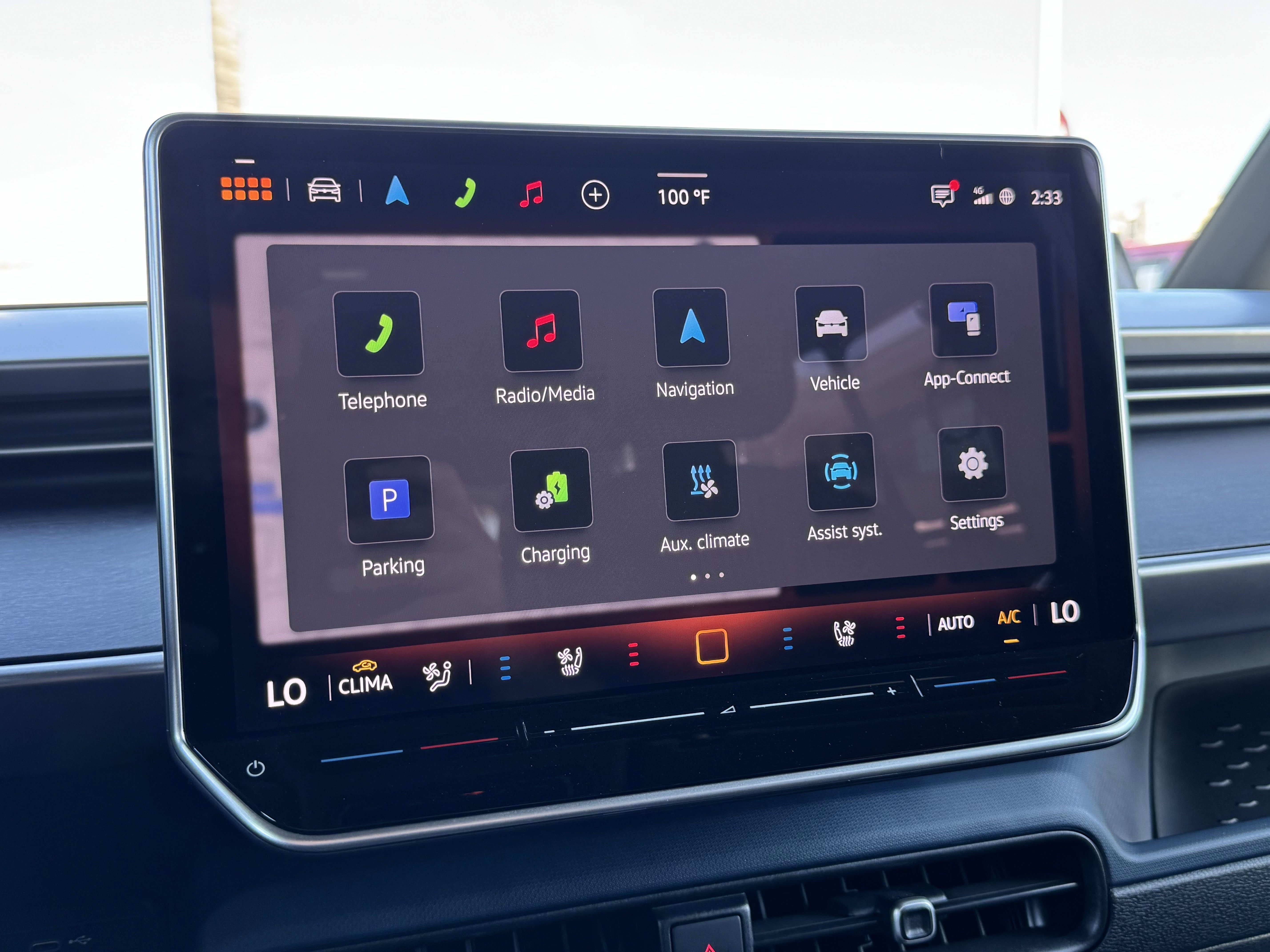 Used 2025 Volkswagen ID. Buzz Pro S image 25