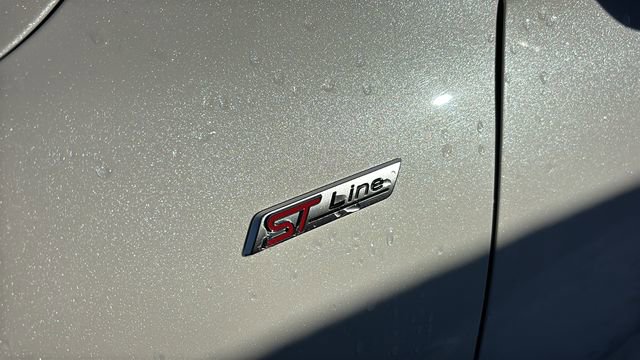 Used 2024 Ford Escape ST-Line image 6