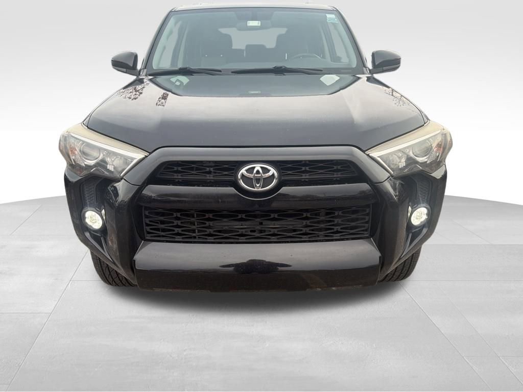 Used 2016 Toyota 4Runner SR5 image 12