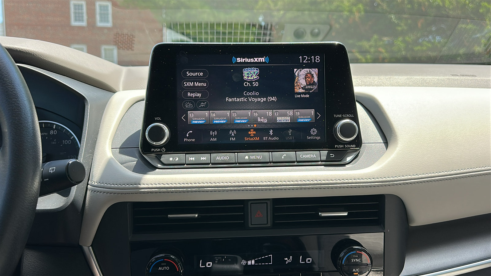 Used 2023 Nissan Rogue SV AWD/4WD image 17