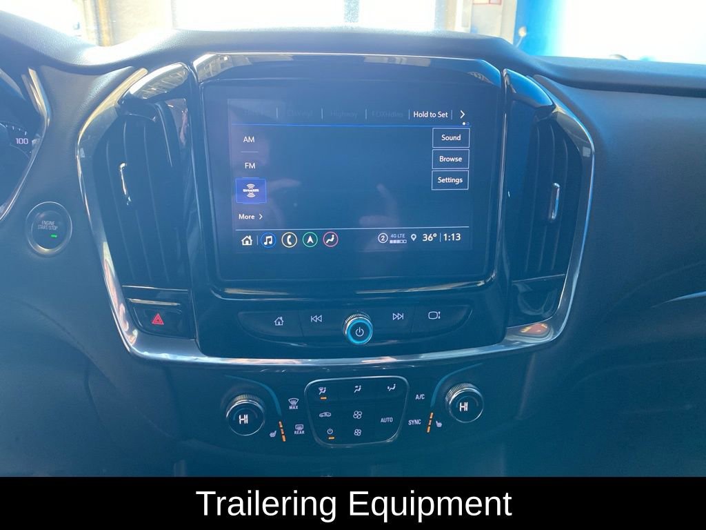 Used 2023 Chevrolet Traverse RS image 2