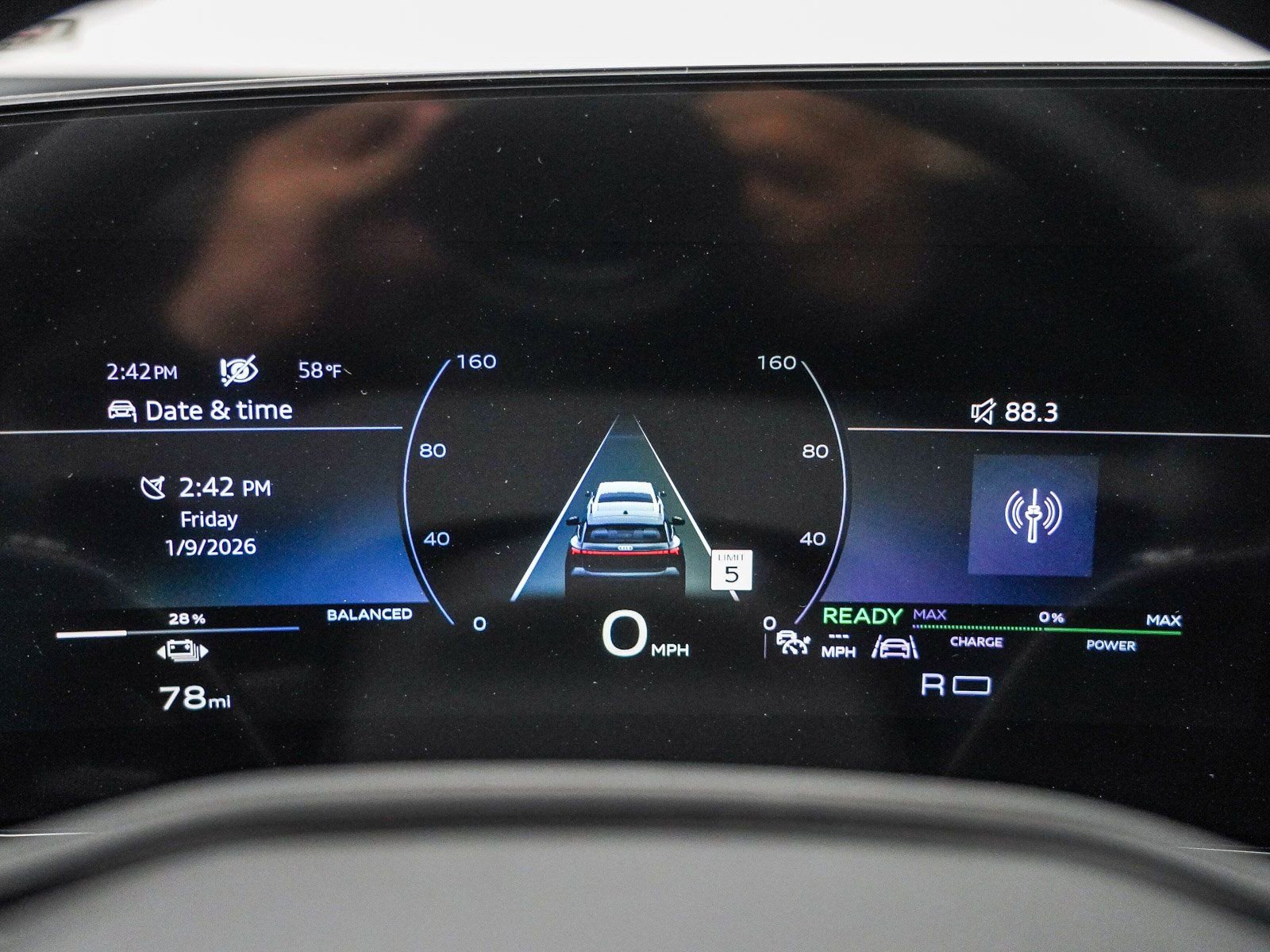 New 2025 Audi Q6 e-tron Premium AWD/4WD image 26