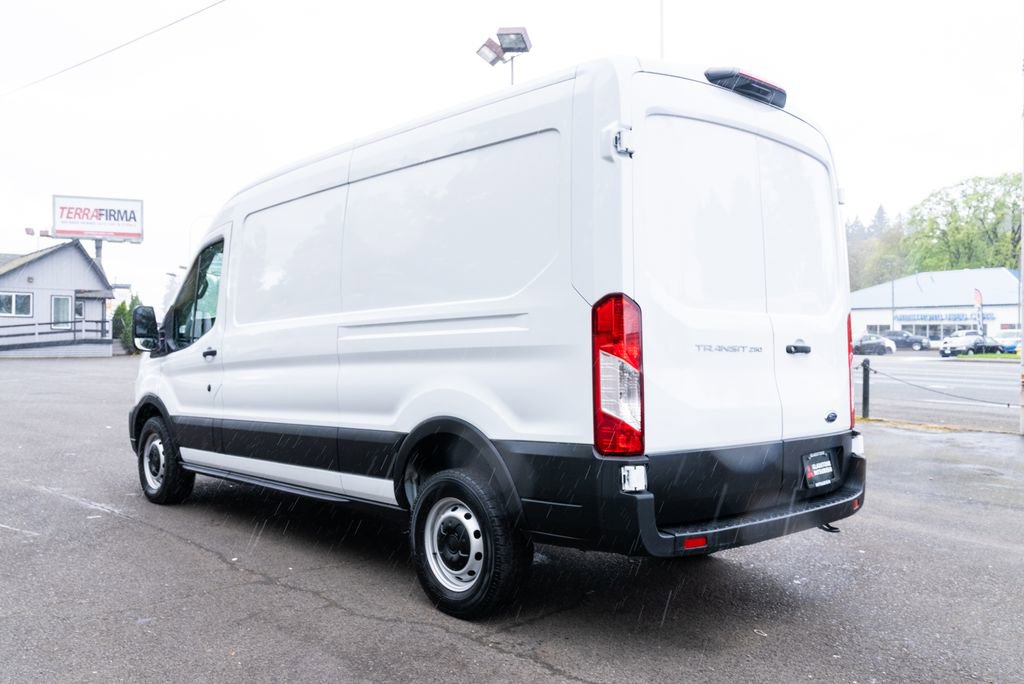 Used 2023 Ford Transit 250 Medium Roof image 4