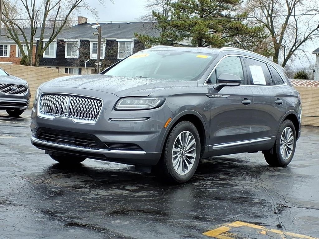 Certified 2023 Lincoln Nautilus AWD w/ Premium Package image 2