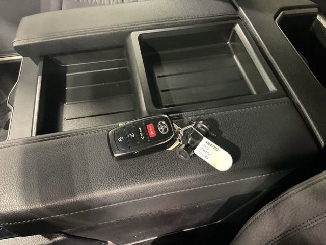 Used 2022 Toyota Tundra SR5 w/ TRD Off-Road Package image 20