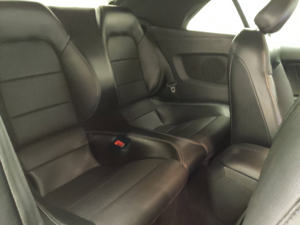 Used 2020 Ford Mustang Premium RWD image 19