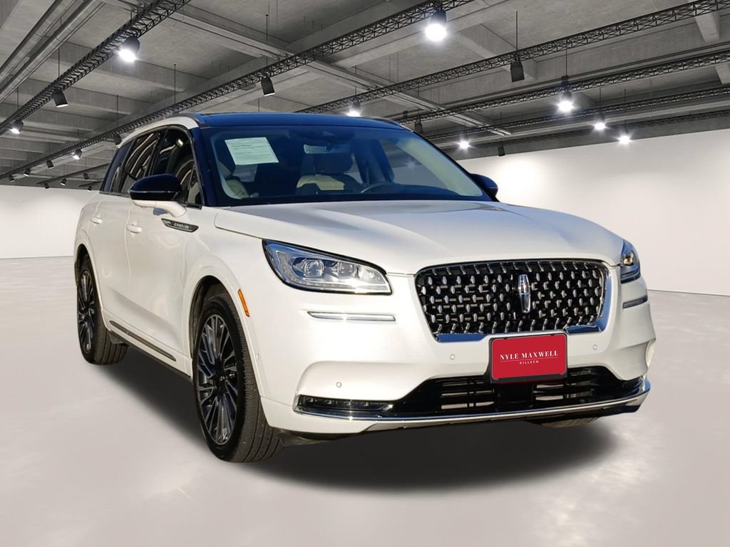 Used 2020 Lincoln Corsair Reserve w/ Equipment Group 201A AWD/4WD image 2
