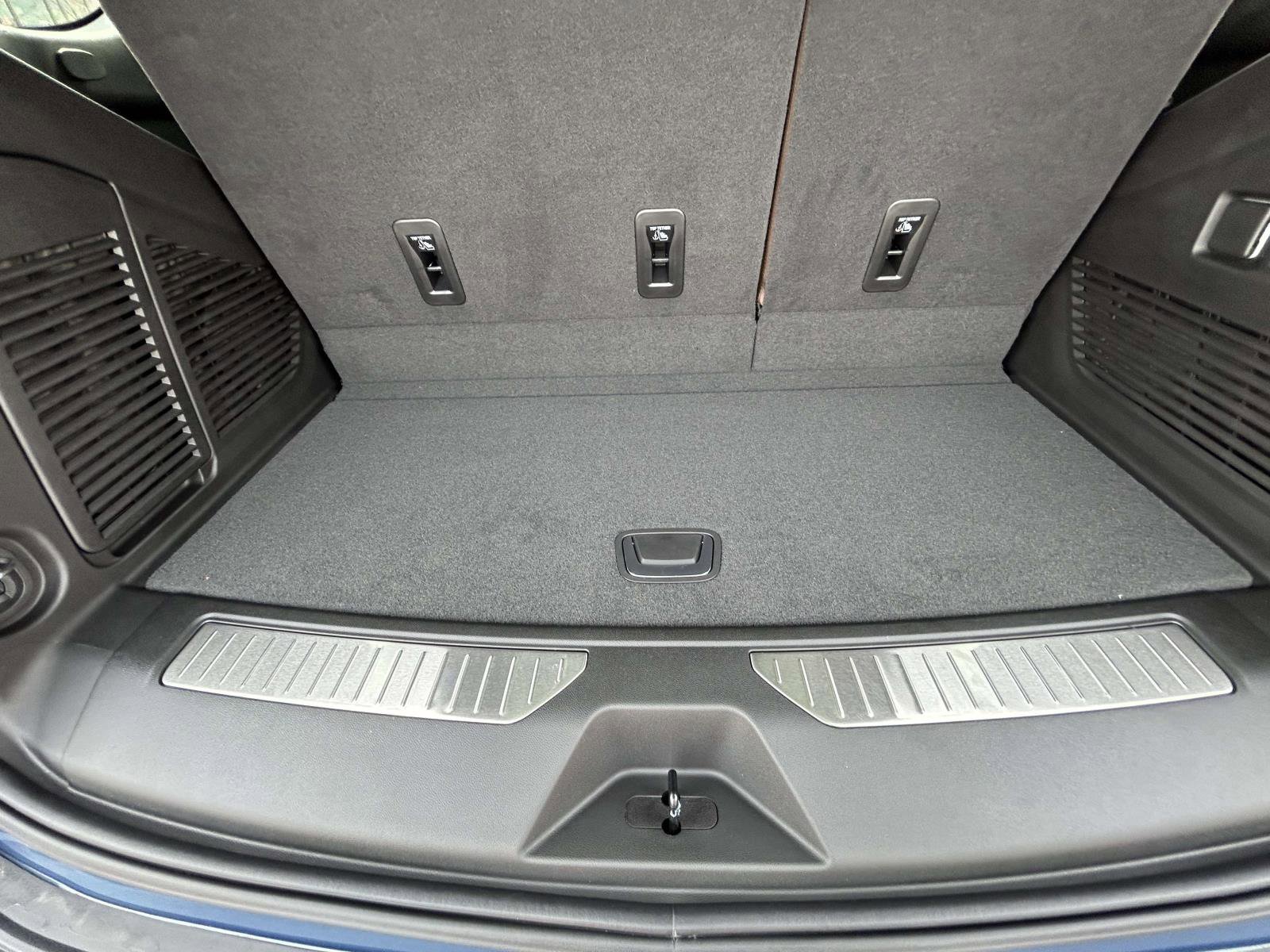 New 2026 Chevrolet Tahoe High Country image 16