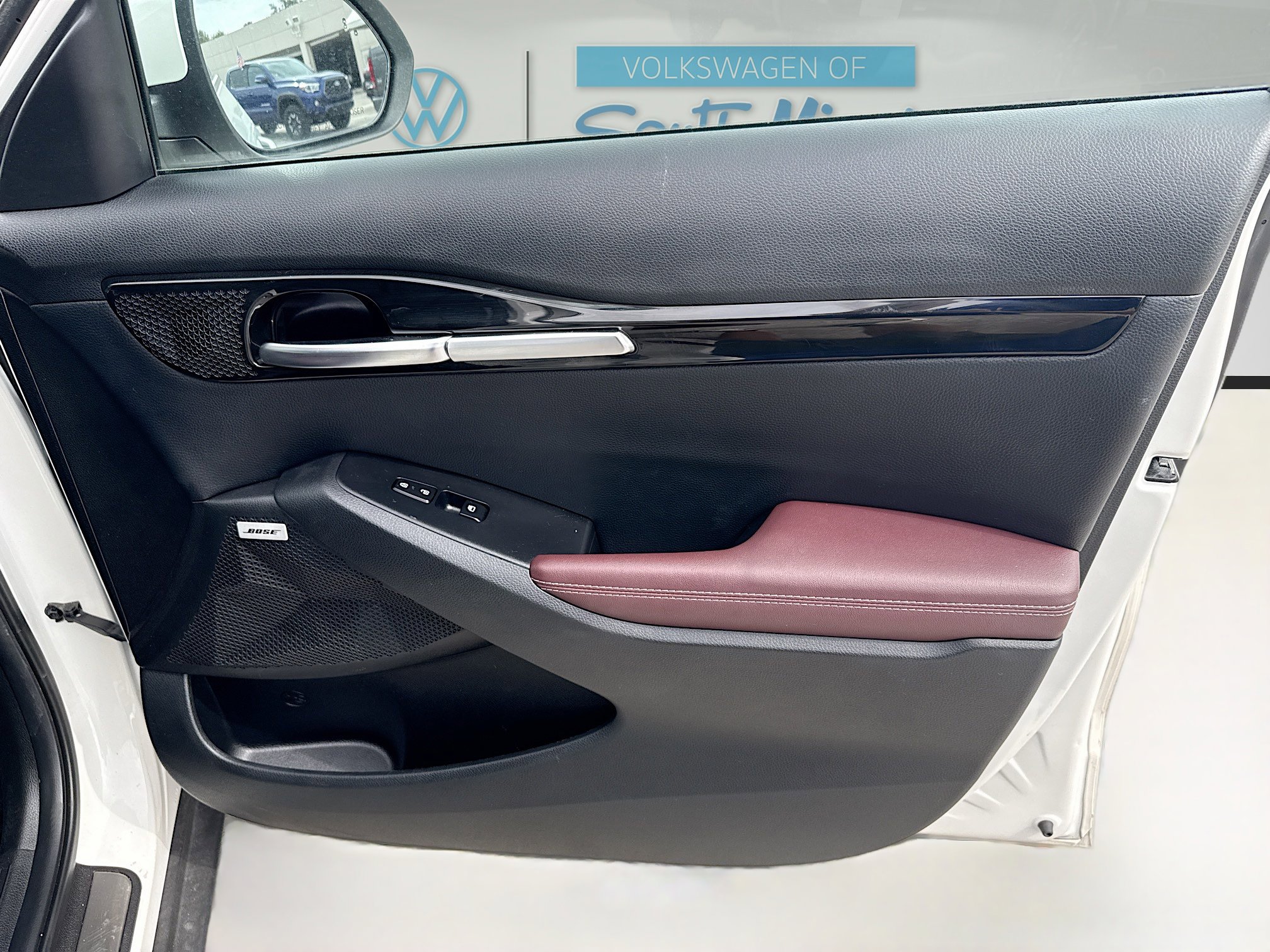 Used 2023 Kia Seltos SX image 34