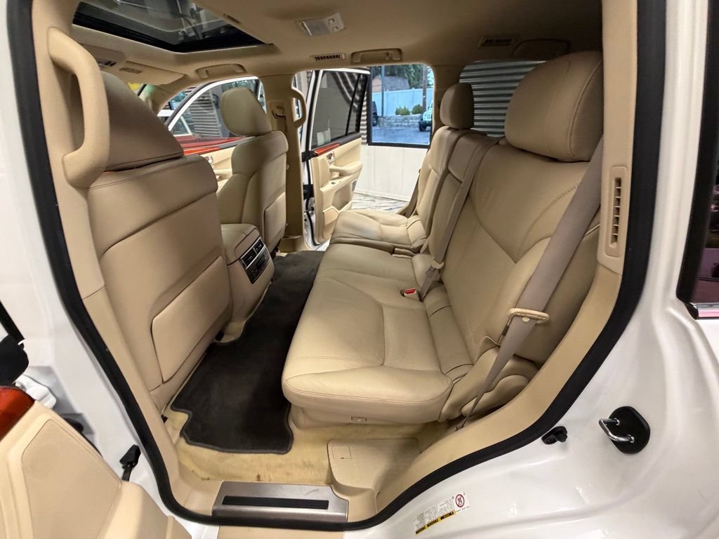 Used 2010 Lexus LX 570 4WD image 62