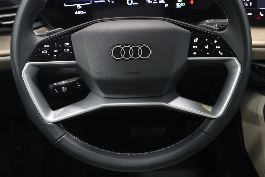 Used 2025 Audi Q5 2.0T Premium Plus w/ Premium Plus image 17