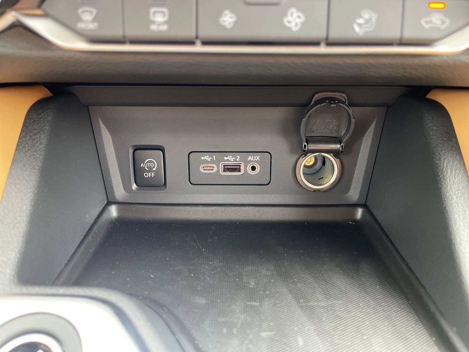 New 2025 Nissan Sentra SV w/ SV Premium Package image 26