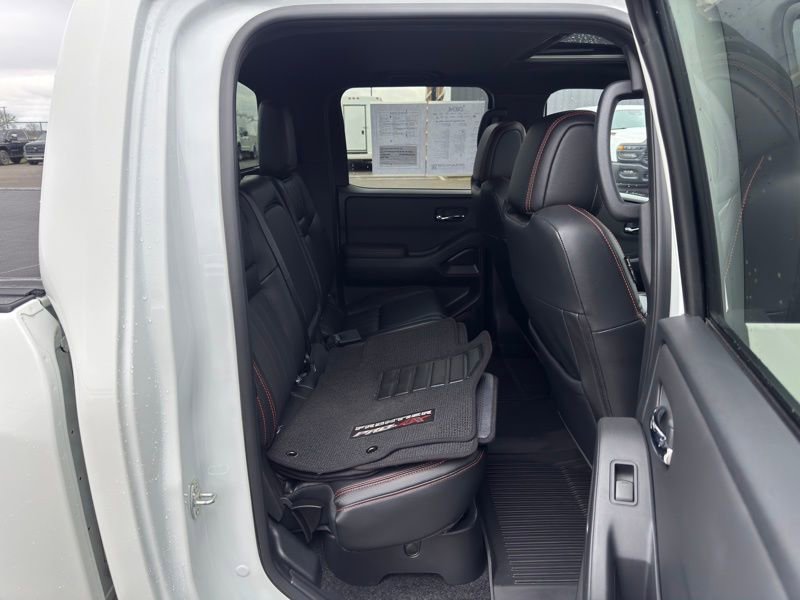 Used 2023 Nissan Frontier PRO-4X w/ Pro-4X Premium Package image 33