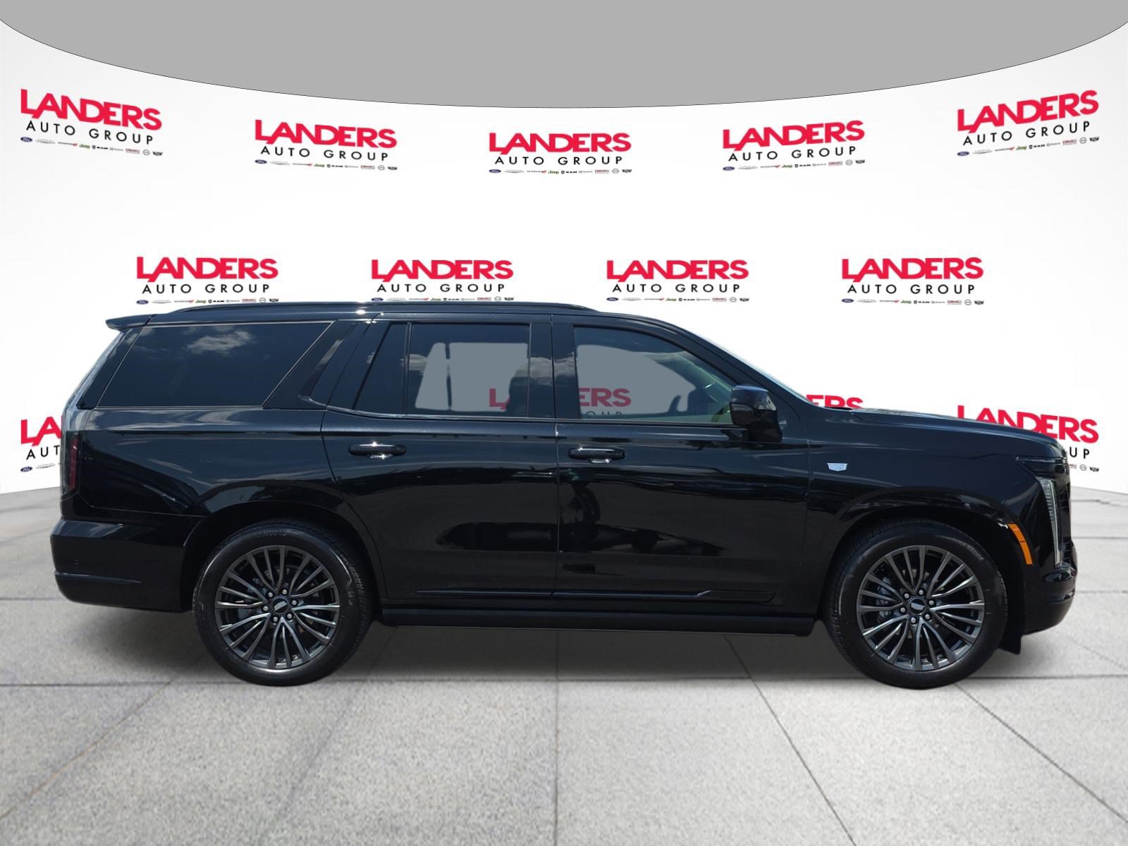 Used 2026 Cadillac Escalade Platinum Sport w/ LPO, Floor Liner Package AWD/4WD image 2