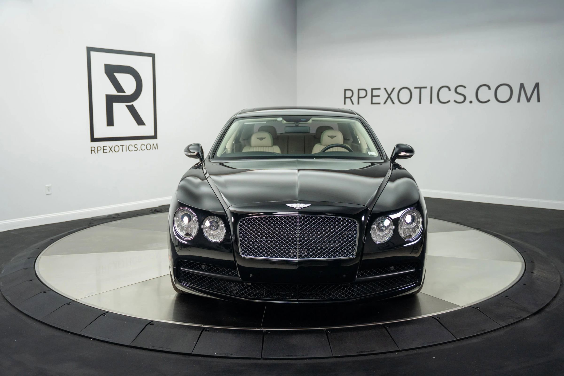 Used 2018 Bentley Flying Spur V8 image 6