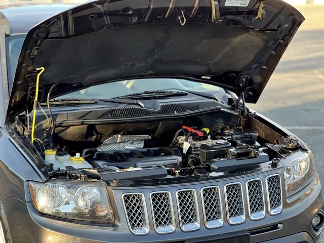 Used 2016 Jeep Compass Latitude image 42