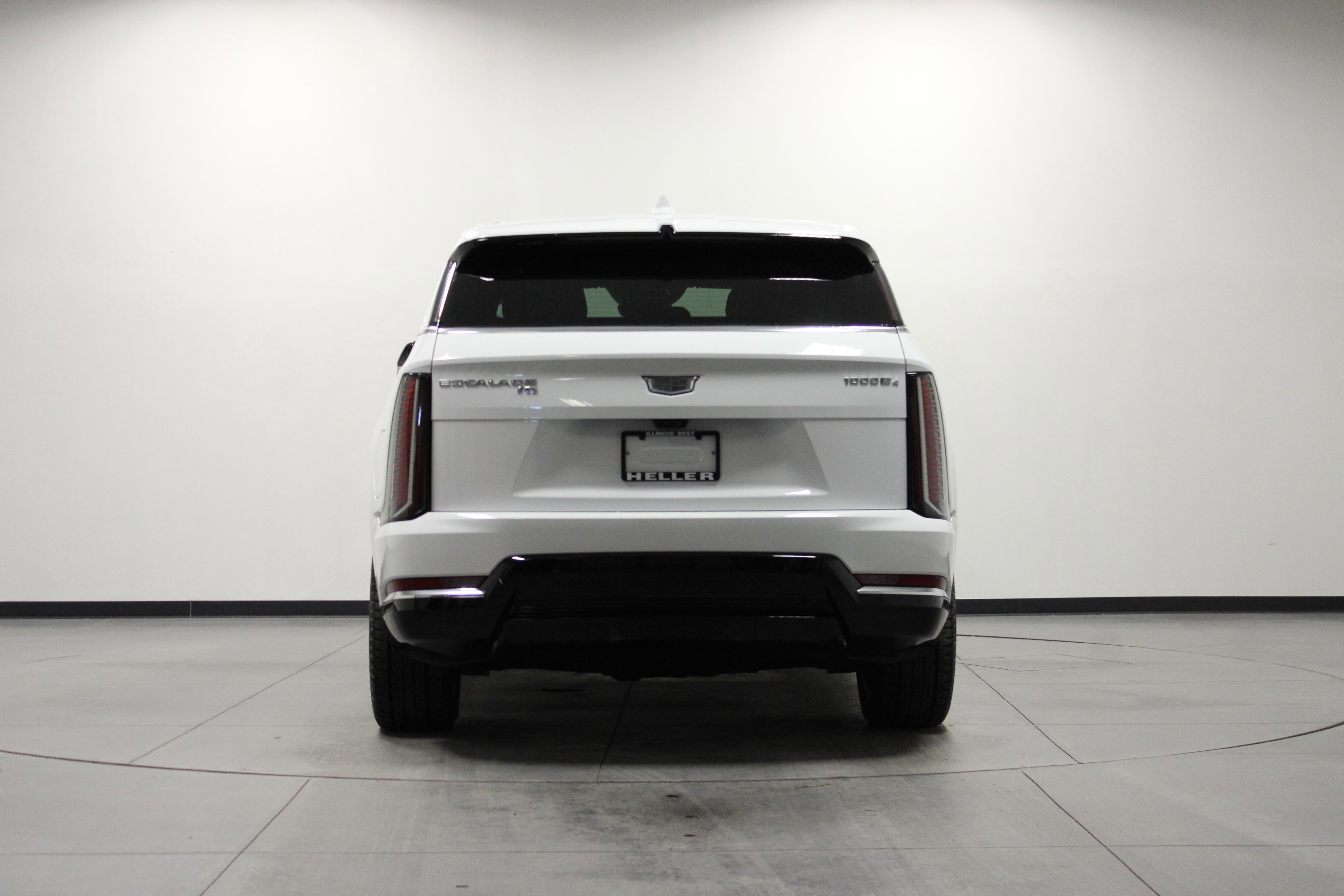 Used 2025 Cadillac Escalade IQ Luxury 1 AWD/4WD image 5