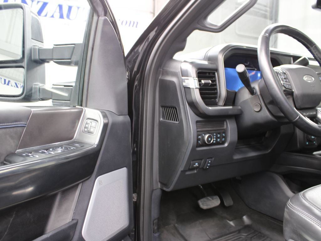 Used 2026 Ford F250 Platinum AWD/4WD image 67