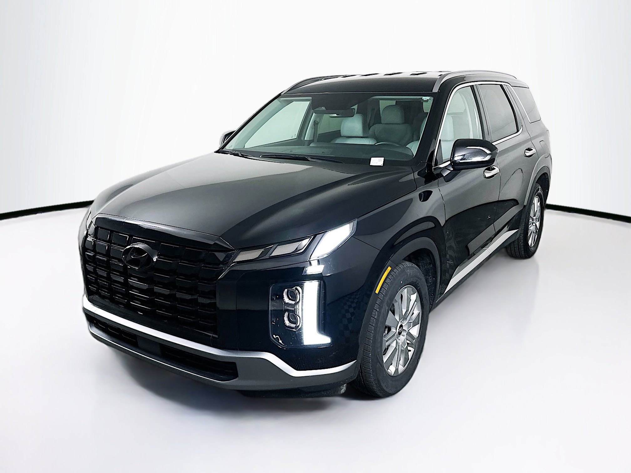 Used 2025 Hyundai Palisade SEL image 3