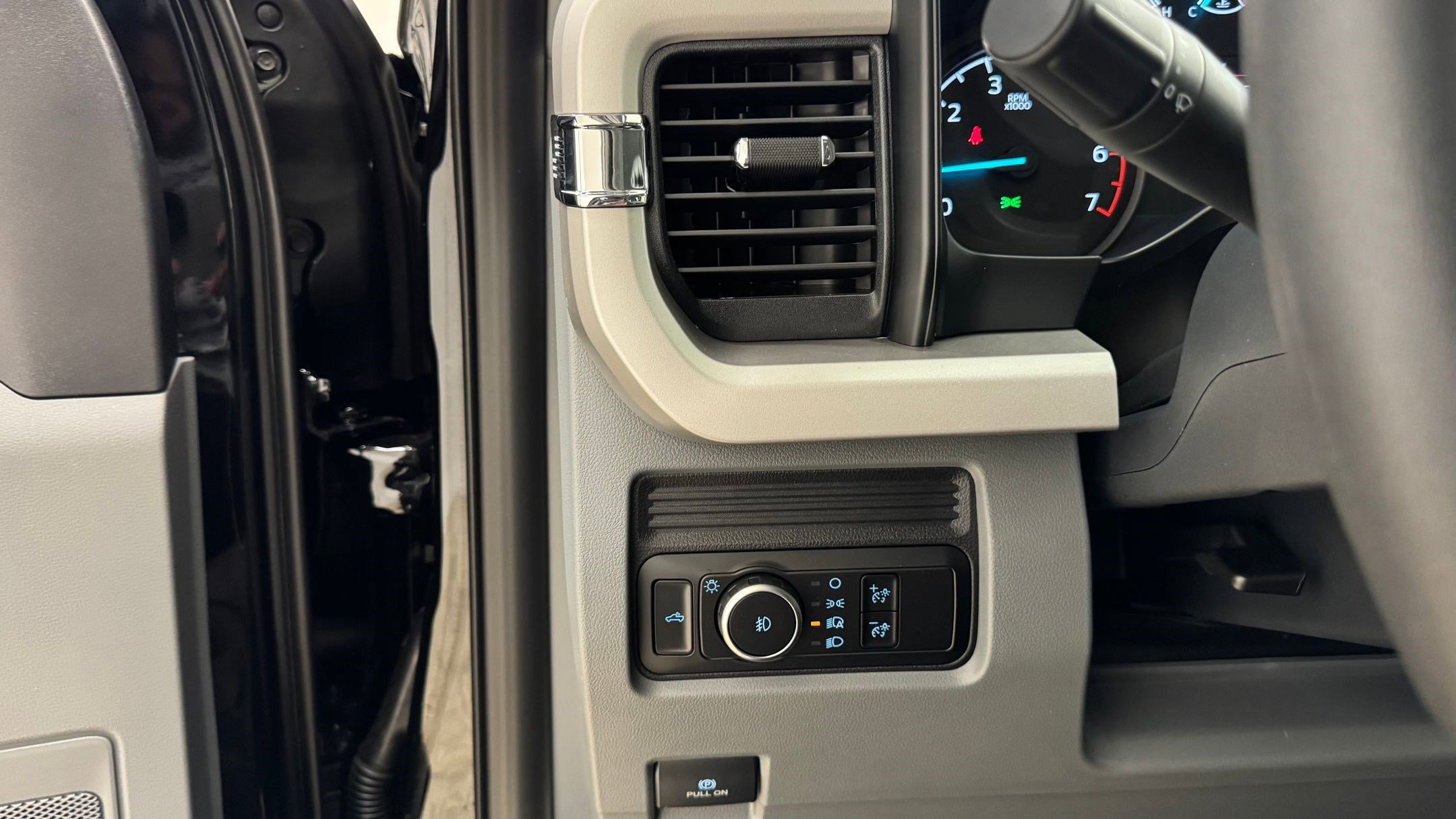 New 2026 Ford F250 XL w/ STX Appearance Package image 28