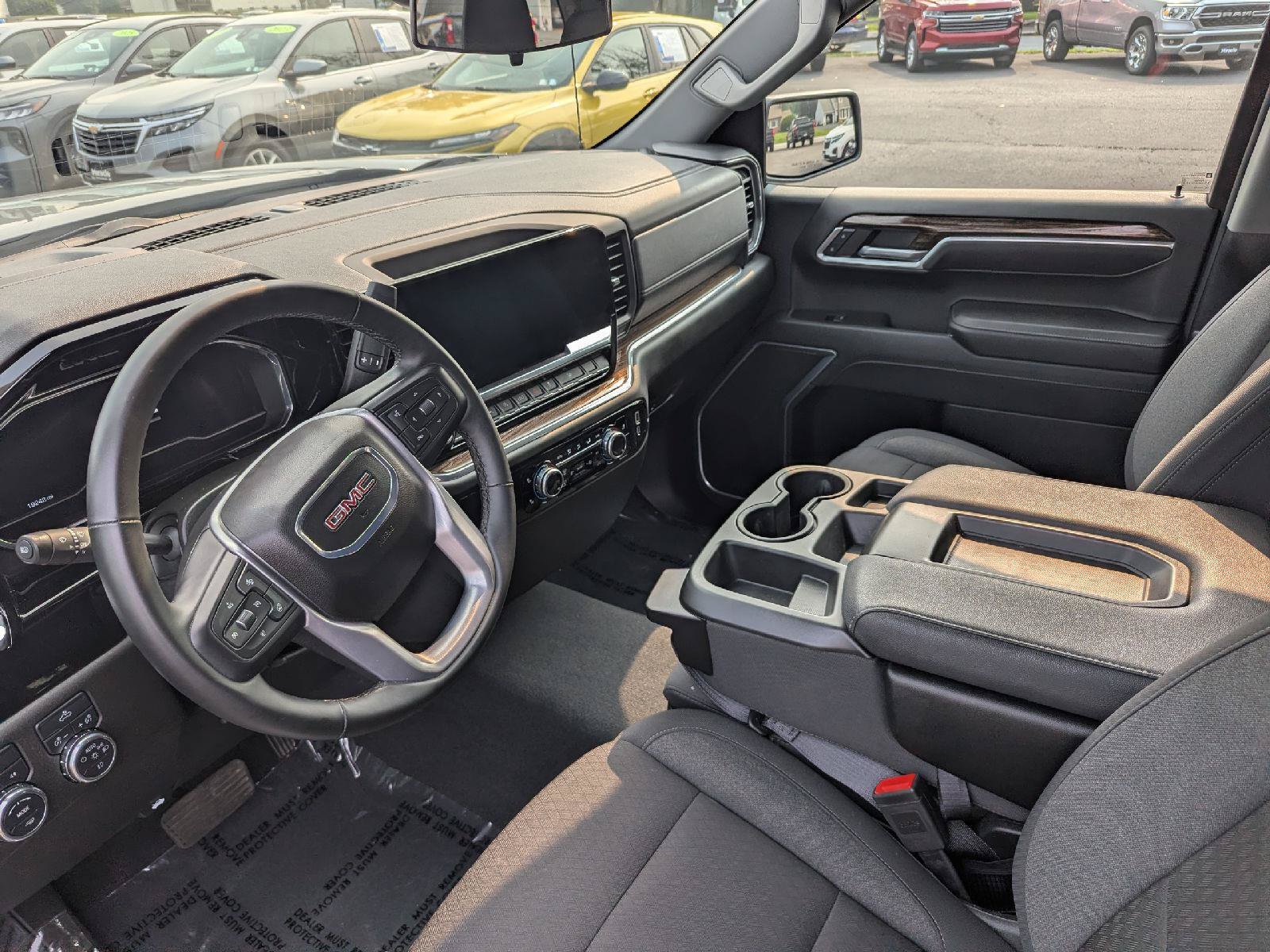 Used 2024 GMC Sierra 1500 Elevation AWD/4WD image 14